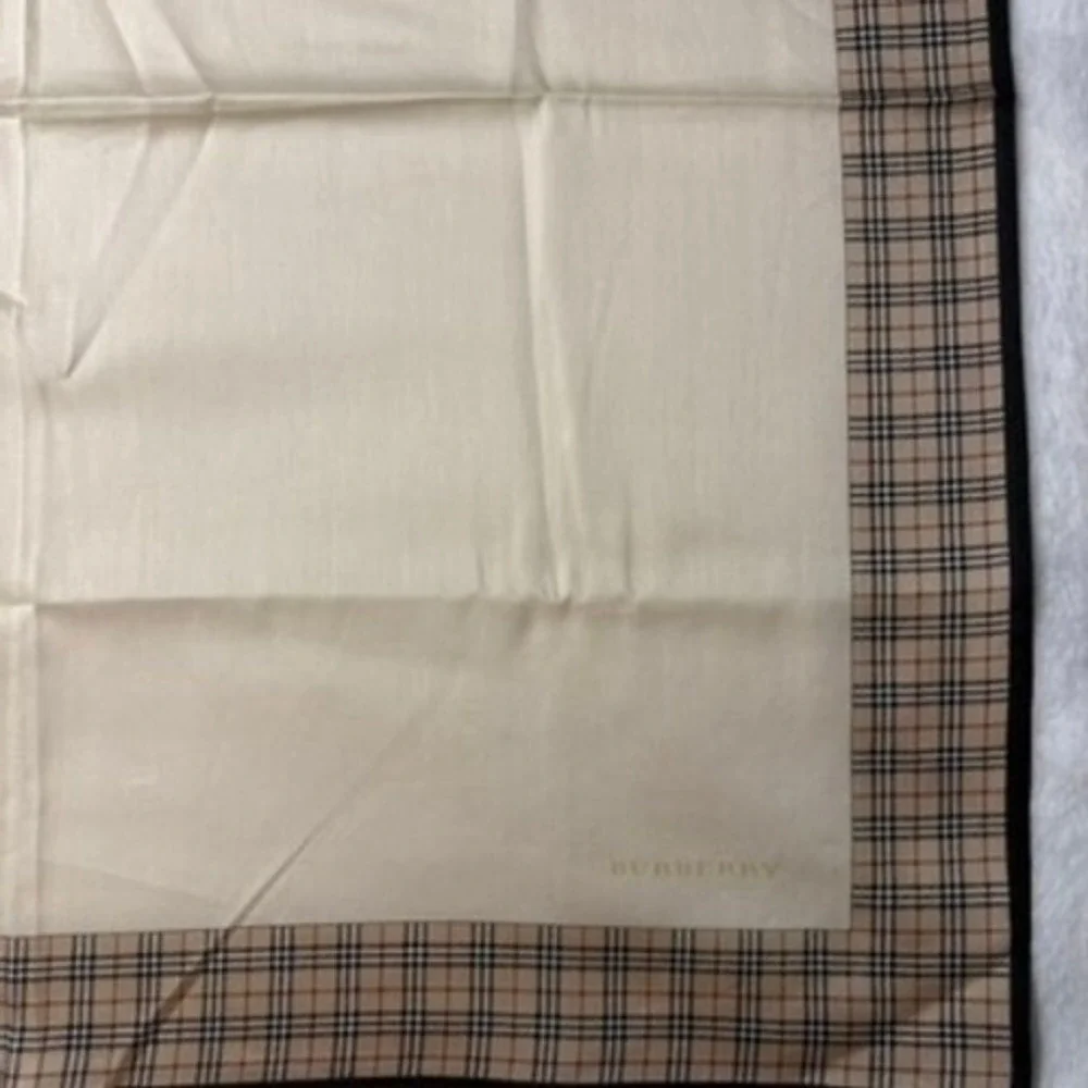 Vtg BURBERRY Scarf Handkerchief Nova Check Plaid Beige 19.5
